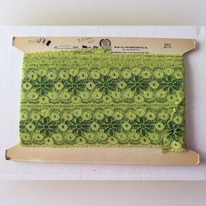 Vintage MCM 1960’s 70’s Wide Green Lace Sewing Crafting Yardage, 5 yards, 5” wid